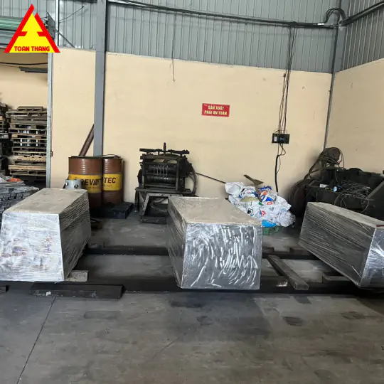 CHÌ ĐỐI TRỌNG CHO TÀU BIỂN